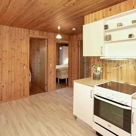 Ferienhaus Three-bedroom Holiday In 15